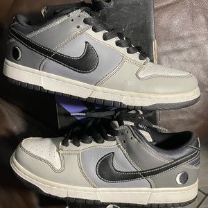 Nike Sb Dunk Low “Lunar Eclipse West”